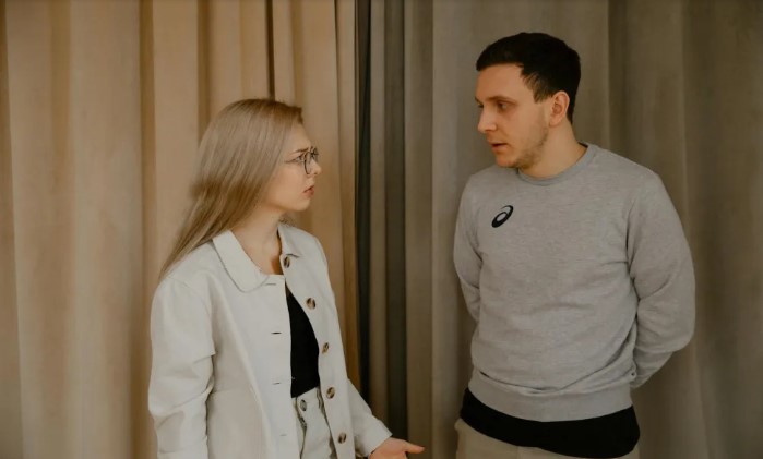 Моя сестра заставила мою 11-летнюю дочь спать в холодном гараже во время ночёвки — я срочно поехала домой, но ничто не могло подготовить меня к тому, что я увидела